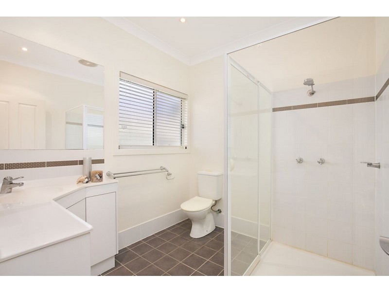 9 Doeblin Drive, South Stradbroke QLD 4216