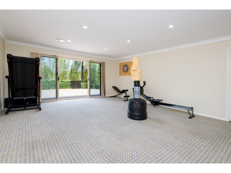 2/11 Woodlands Way, Parkwood QLD 4214