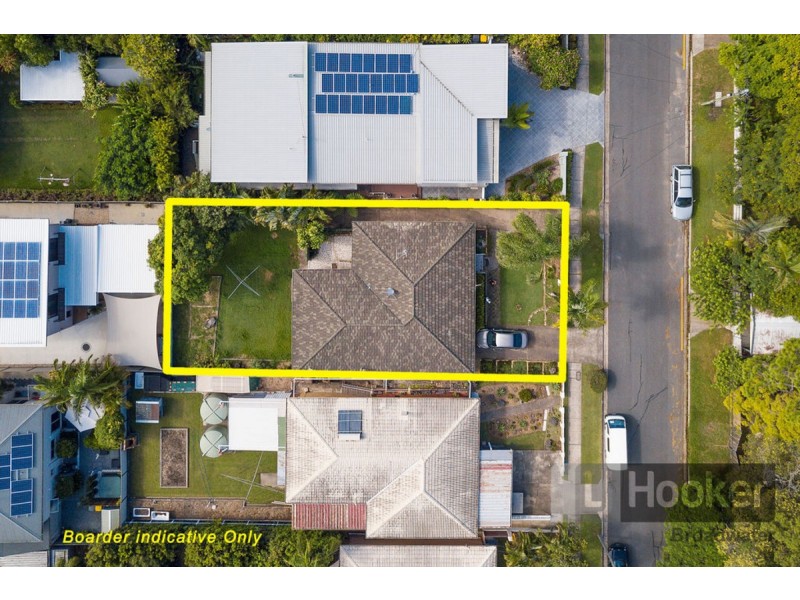 18 Billington Street, Labrador QLD 4215
