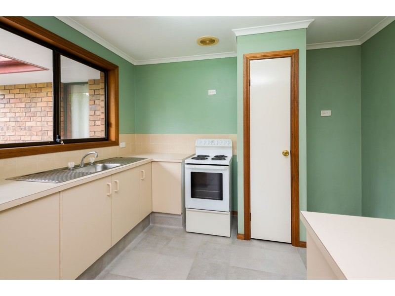 2/2 Morinda Way, Labrador QLD 4215