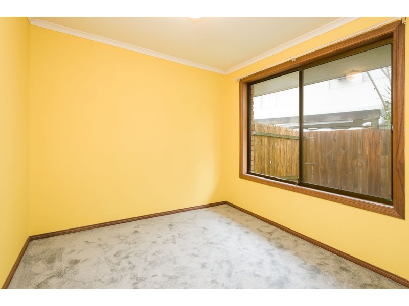 2/2 Morinda Way, Labrador QLD 4215