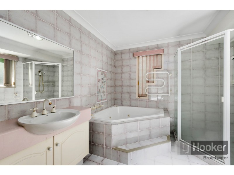 44 Greg Norman Crescent, Parkwood QLD 4214