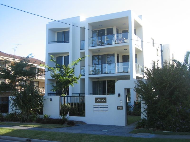 8/22 Back Street, Biggera Waters QLD 4216