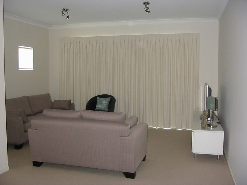 8/22 Back Street, Biggera Waters QLD 4216