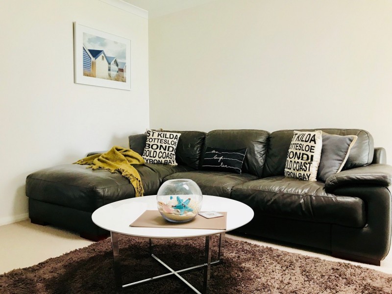 20 Regent Lane, Hope Island QLD 4212