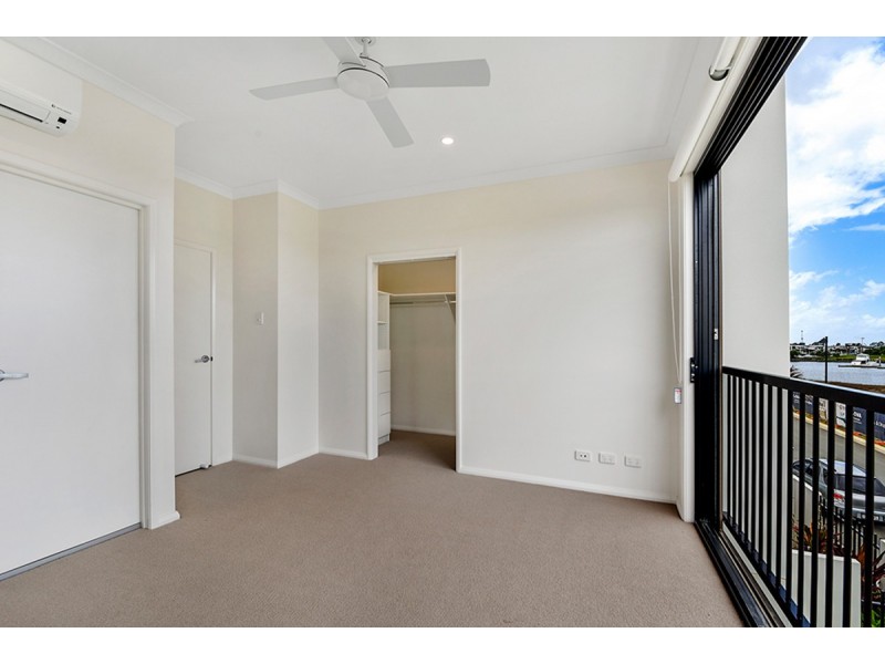 20 Regent Lane, Hope Island QLD 4212