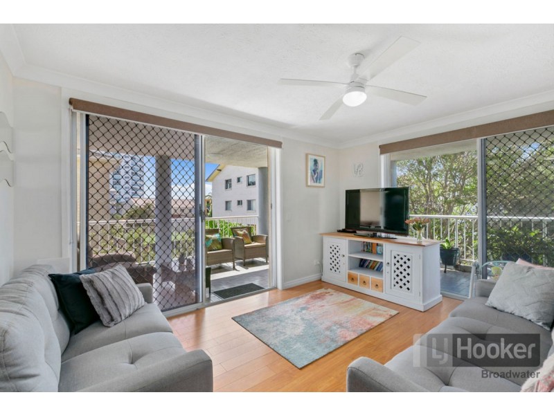 10/111 Frank Street, Labrador QLD 4215