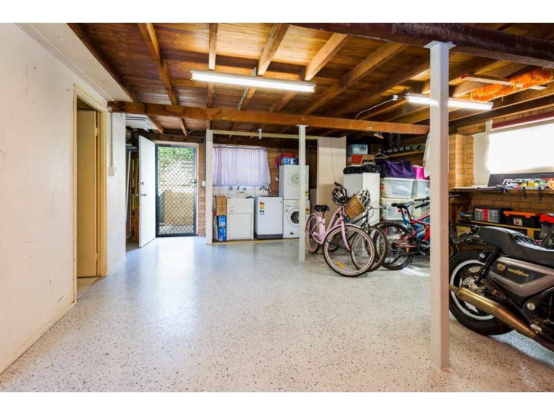 30A Gordon Street, Labrador QLD 4215