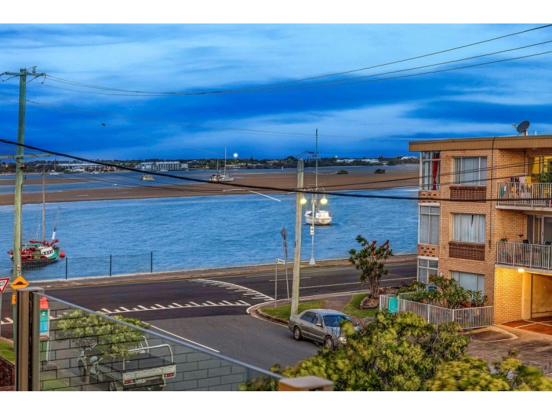 2/5 Whiting Street, Labrador QLD 4215