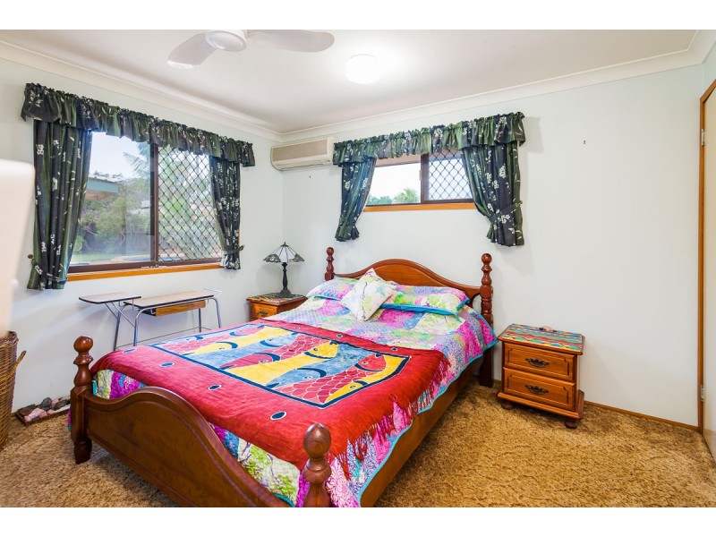 28 Barrine Crescent, Coombabah QLD 4216