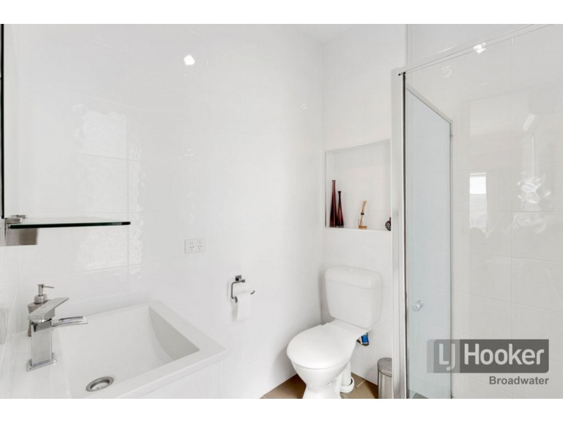 2 Wallaroo Way, Ashmore QLD 4214