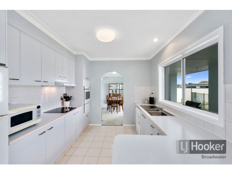 21 Ashburton Close, Arundel QLD 4214