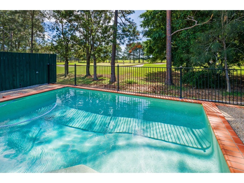 29 Ballybunyon Crescent, Hope Island QLD 4212