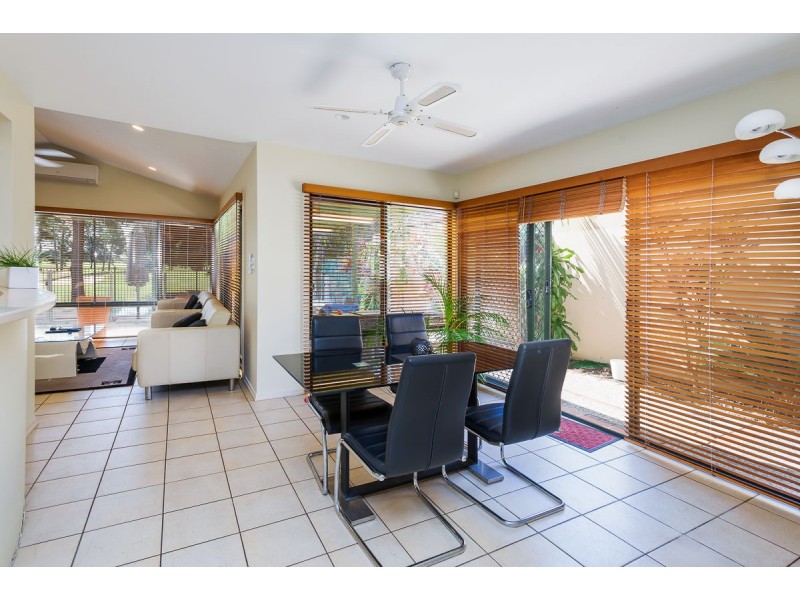 29 Ballybunyon Crescent, Hope Island QLD 4212
