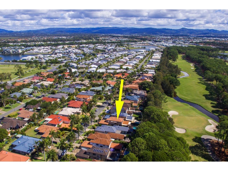 29 Ballybunyon Crescent, Hope Island QLD 4212