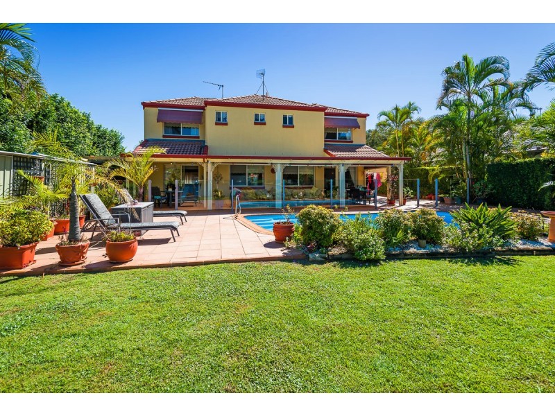 64 Burrendong Road, Coombabah QLD 4216