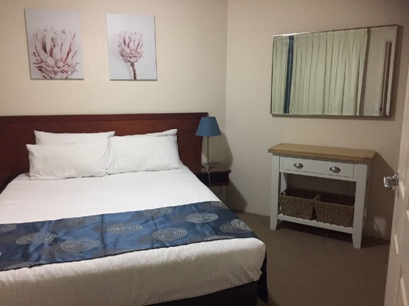 406/182-192 Marine Parade, Labrador QLD 4215