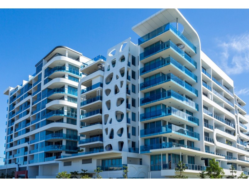 916/19 Imperial Parade, Labrador QLD 4215