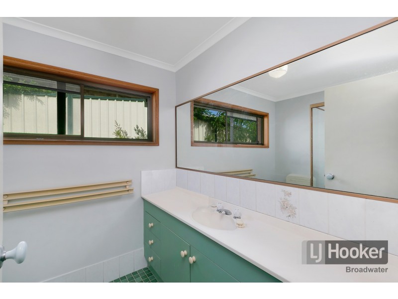 1 Carrumbella Drive (32 Melbourne Road), Arundel QLD 4214