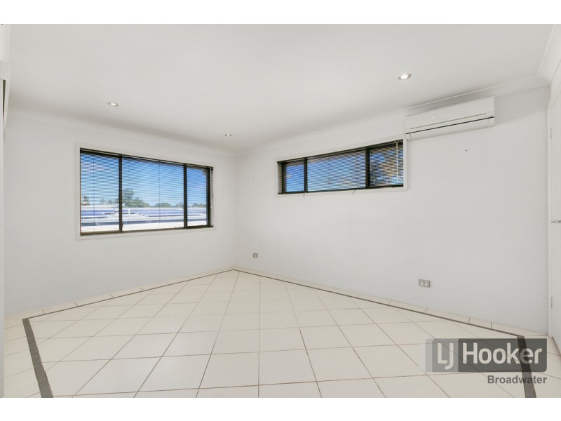 10/270 Marine Parade, Labrador QLD 4215