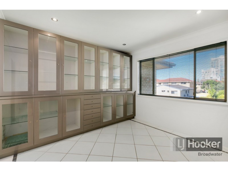 10/270 Marine Parade, Labrador QLD 4215