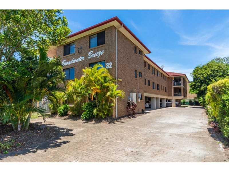 9/32 Imperial Parade, Labrador QLD 4215
