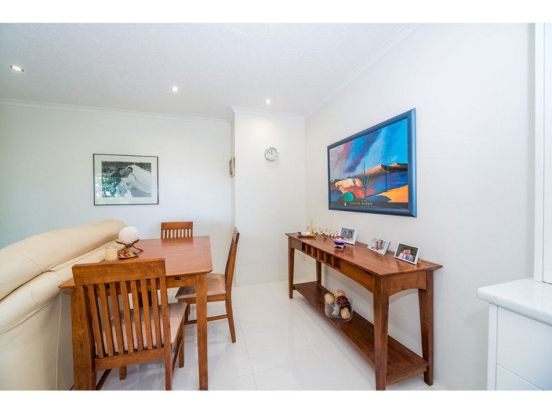 9/32 Imperial Parade, Labrador QLD 4215