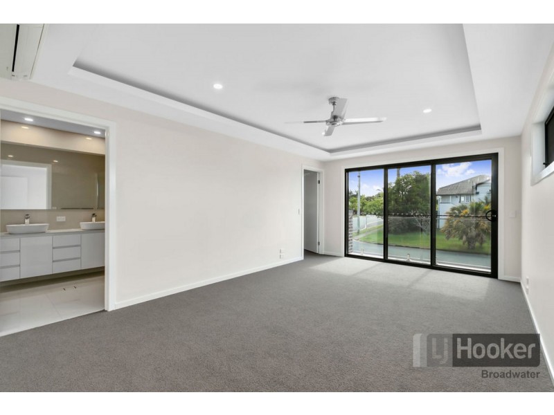 19 Fourth Avenue, Labrador QLD 4215