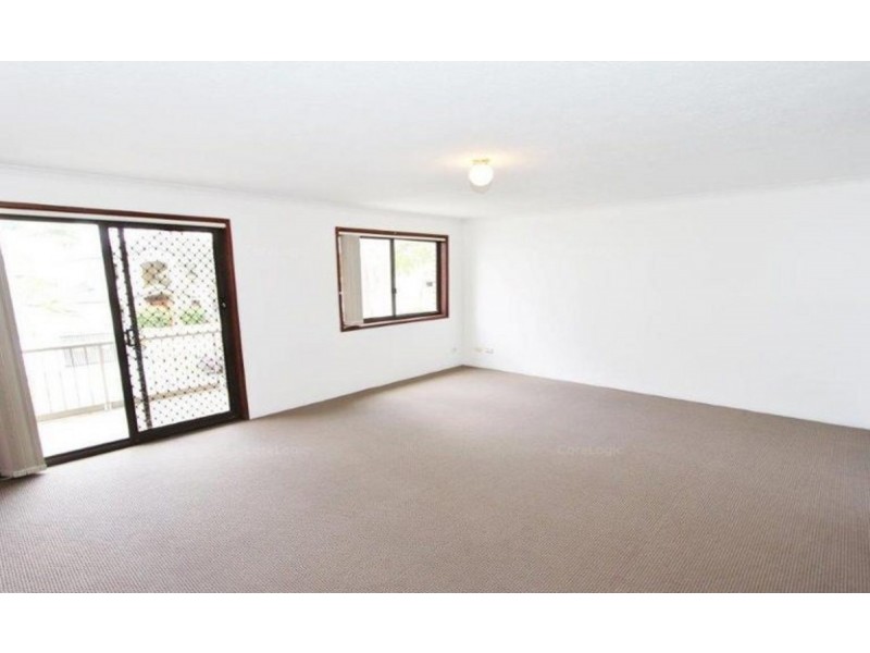 12/9 Bradford Street, Labrador QLD 4215