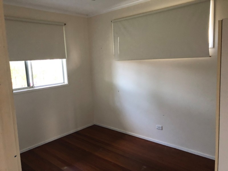 4 Joan Street, Southport QLD 4215