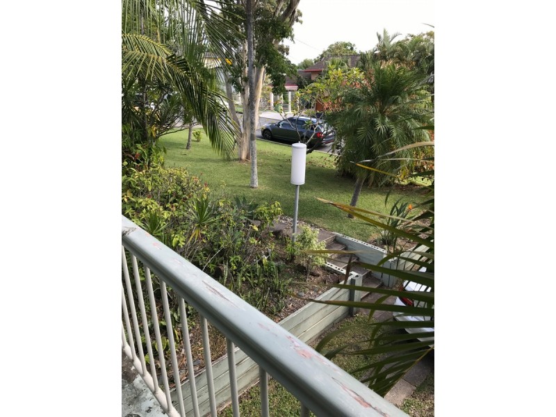 4 Joan Street, Southport QLD 4215