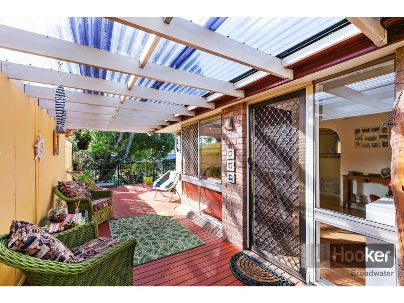 1/144 Whiting Street, Labrador QLD 4215