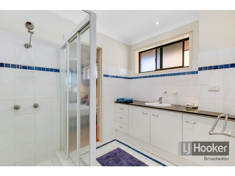 4/228 Marine Parade, Labrador QLD 4215