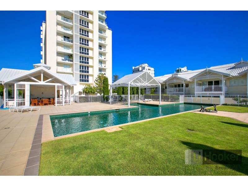 402/212-214 Marine Parade, Labrador QLD 4215