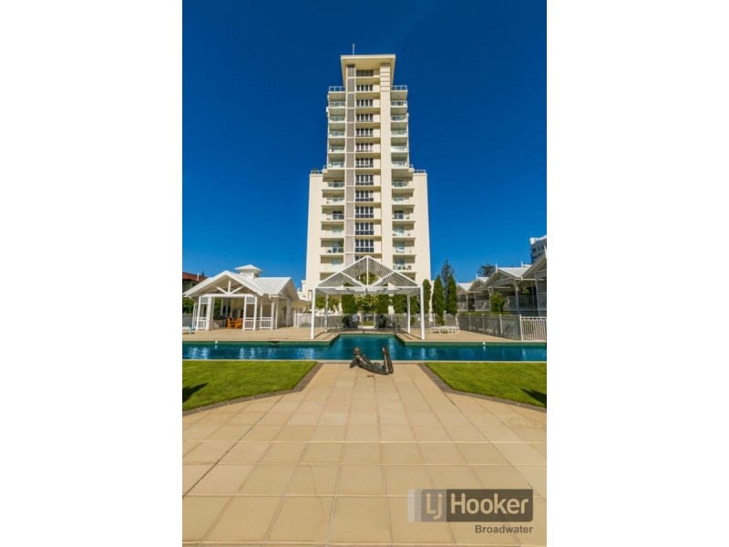 402/212-214 Marine Parade, Labrador QLD 4215