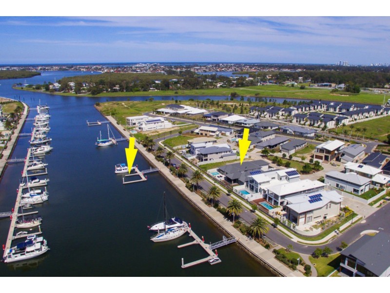 18 North View Street, Hope Island QLD 4212