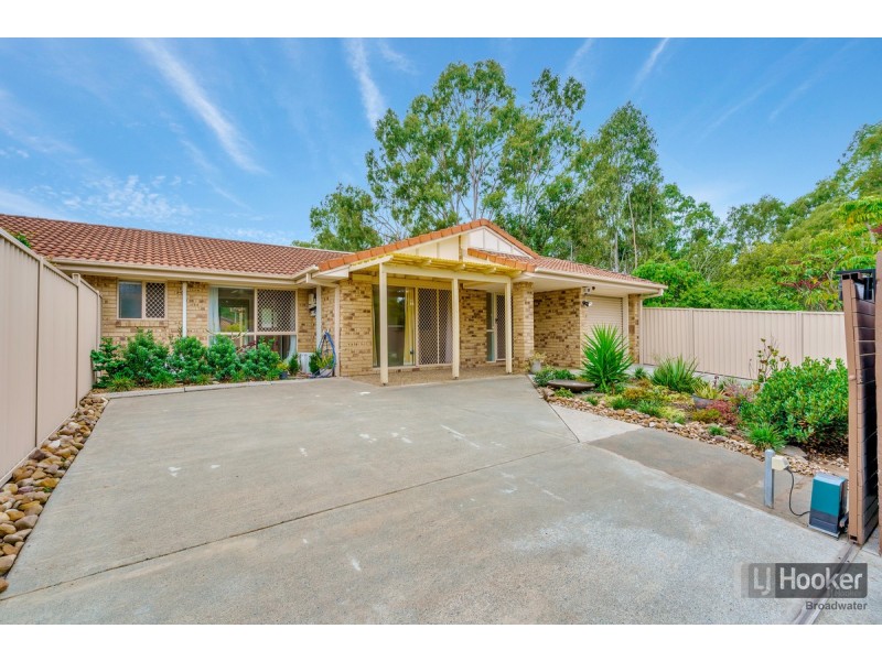 1/1 Gemma Glade, Labrador QLD 4215