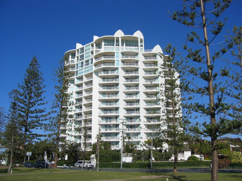 1305/182 Marine Parade, Labrador QLD 4215