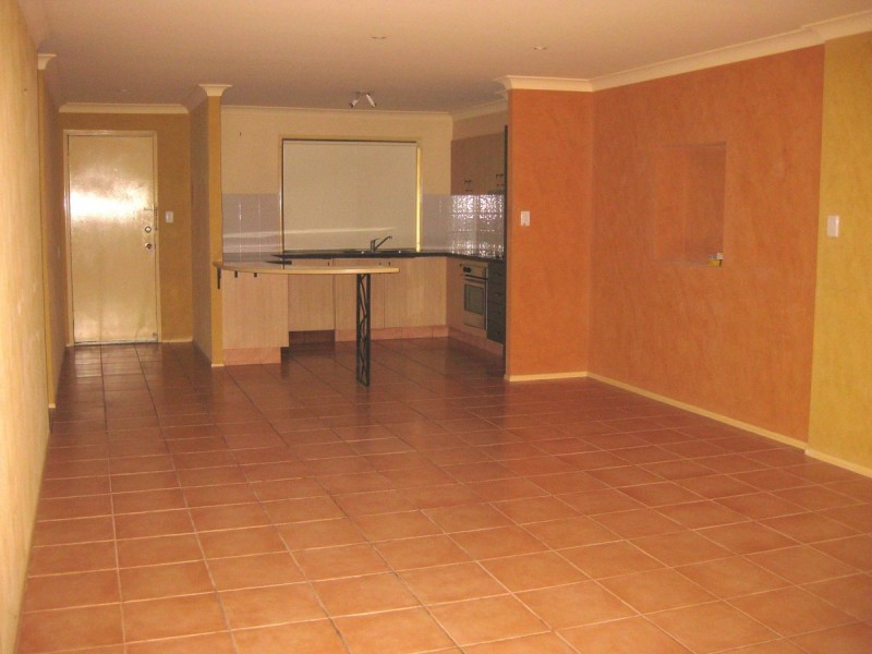 4/145 Government Road, Labrador QLD 4215