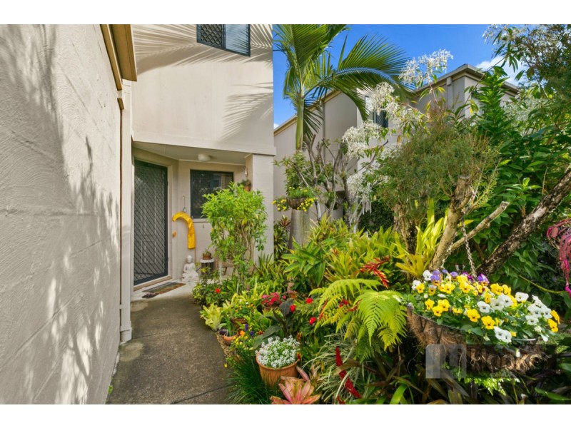 6/72-74 Imperial Parade, Labrador QLD 4215