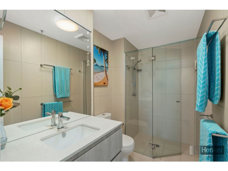 604/378 Marine Parade, Labrador QLD 4215