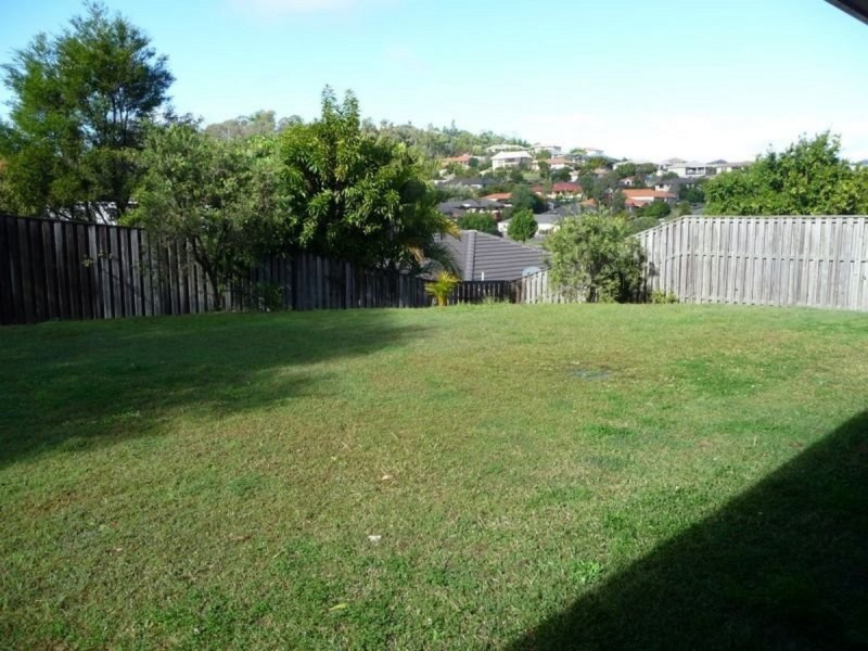 13 Stromlo Court, Pacific Pines QLD 4211