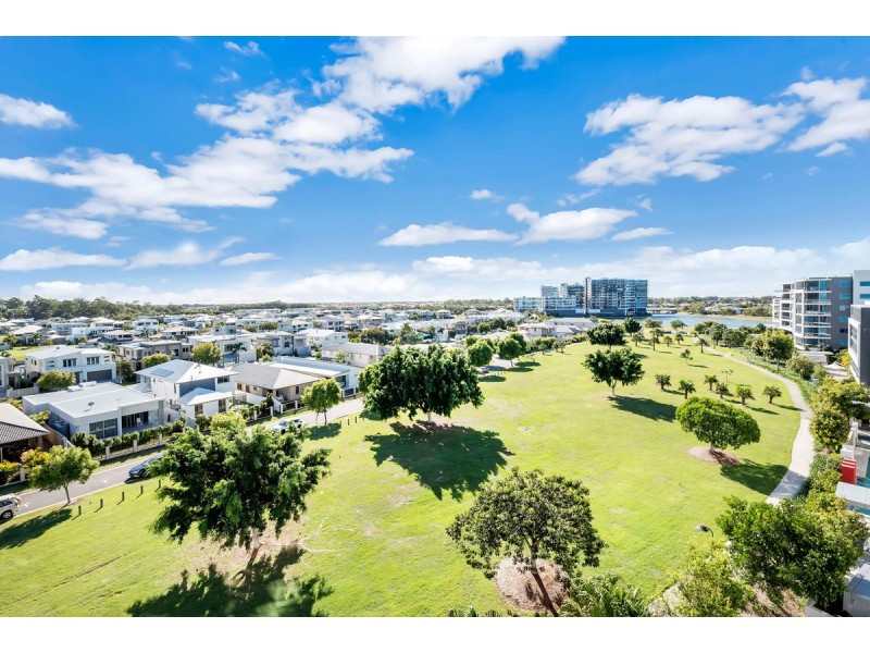 312/15 Compass Drive, Biggera Waters QLD 4216