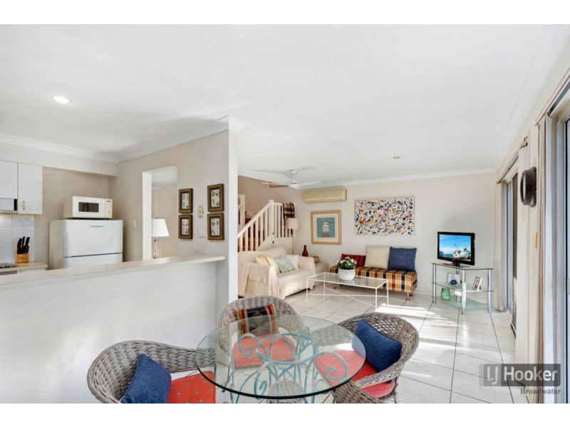 15/77 Government Road, Labrador QLD 4215