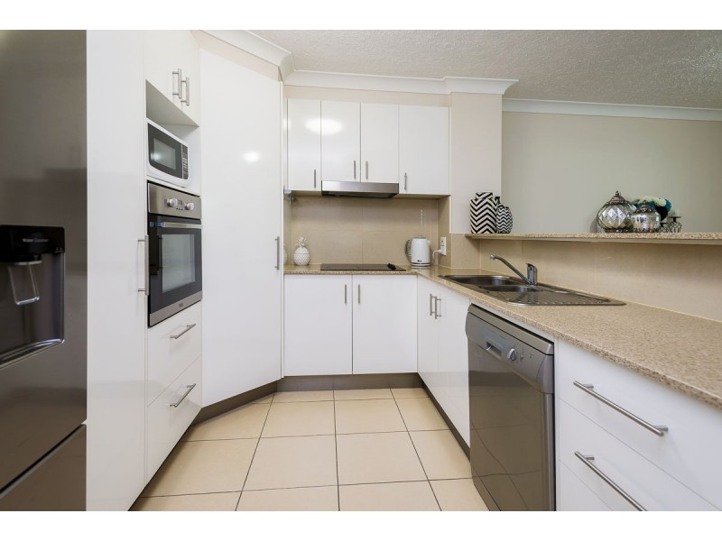 9/99 Muir Street, Labrador QLD 4215