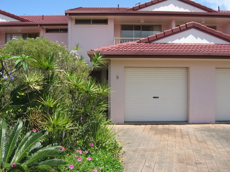9/142 The Esplanade, Paradise Point QLD 4216