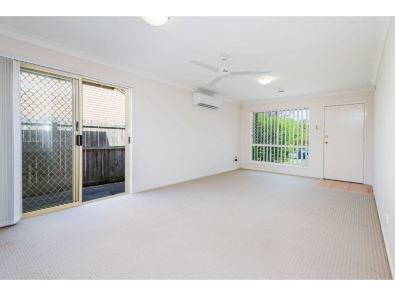 2/25 Crystal Reef Drive, Coombabah QLD 4216