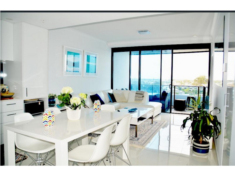 1606/5 Harbour Side Court, Biggera Waters QLD 4216