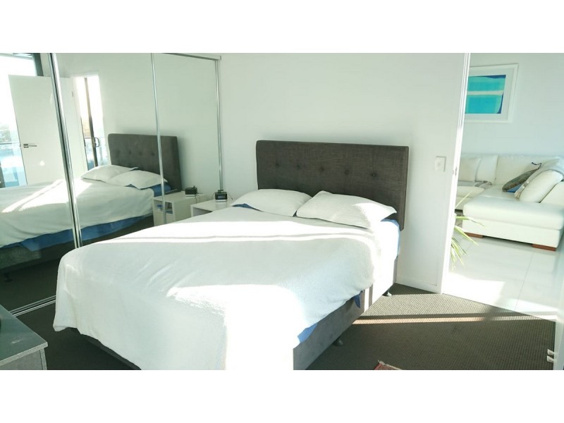 1606/5 Harbour Side Court, Biggera Waters QLD 4216