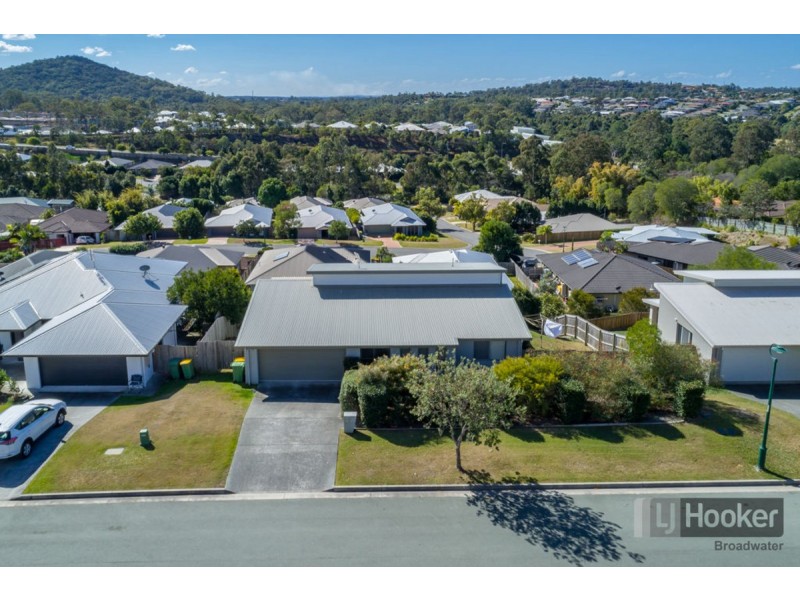 29 Flame Trees Crescent, Maudsland QLD 4210